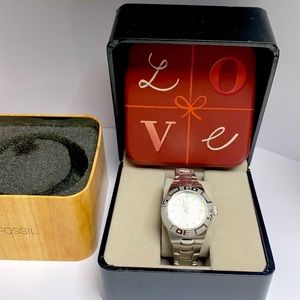 Fossil watch Valentines Special New never worn
